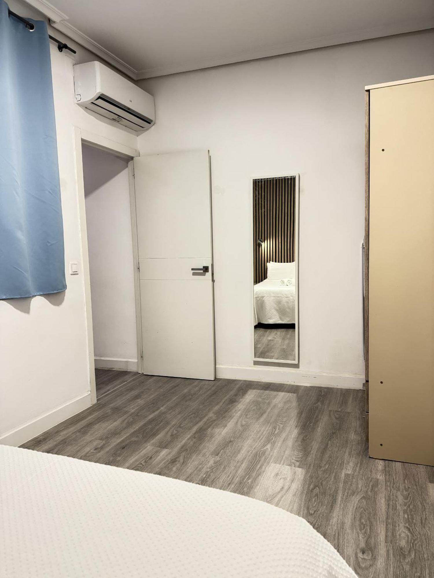 Apartamentos Day Madrid Callao Centro Gran Via Sol Malasana Exteriör bild