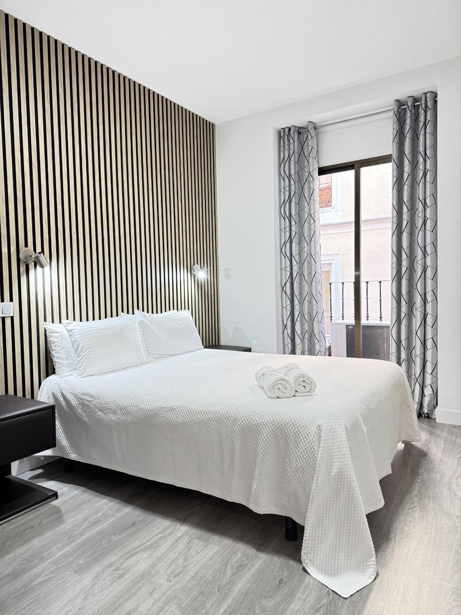 Apartamentos Day Madrid Callao Centro Gran Via Sol Malasana Exteriör bild